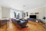 Rodinný dům na prodej, Charváty, 303 m²