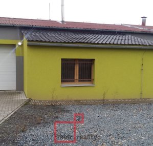 Komerční nemovitost k pronájmu, Hněvotín 860 m²