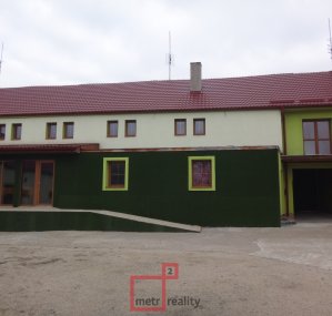 Rodinný dům na prodej, Senička, 747 m²
