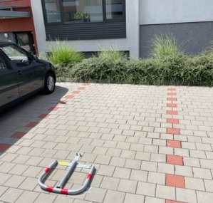 Garážové stání k pronájmu, Olomouc Edvarda Beneše, 16 m²