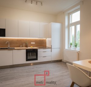 Byt 2+kk k pronájmu, Olomouc Dobrovského, 44 m²