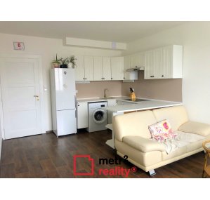 Byt 2+kk k pronájmu, Olomouc Charkovská, 40 m²