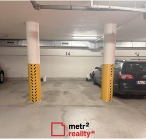 Garážové stání k pronájmu, Olomouc Uhelná, 15 m²
