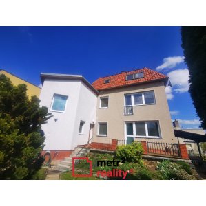 Rodinný dům na prodej, Kožušany-Tážaly, 230 m²