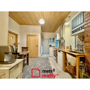 Rodinný dům na prodej, Bouzov, 400 m²