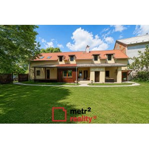 Komerční nemovitost na prodej, Bouzov, 400 m²