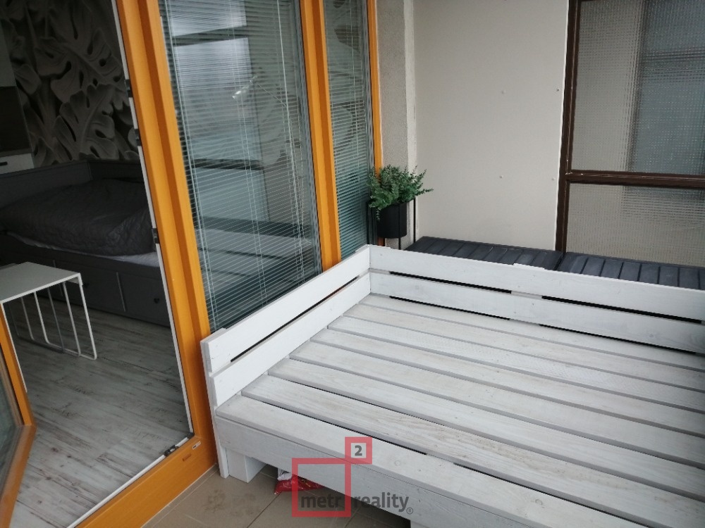 byt-1-kk-k-pron-jmu-olomouc-17-listopadu-37-m-realitn-kancel